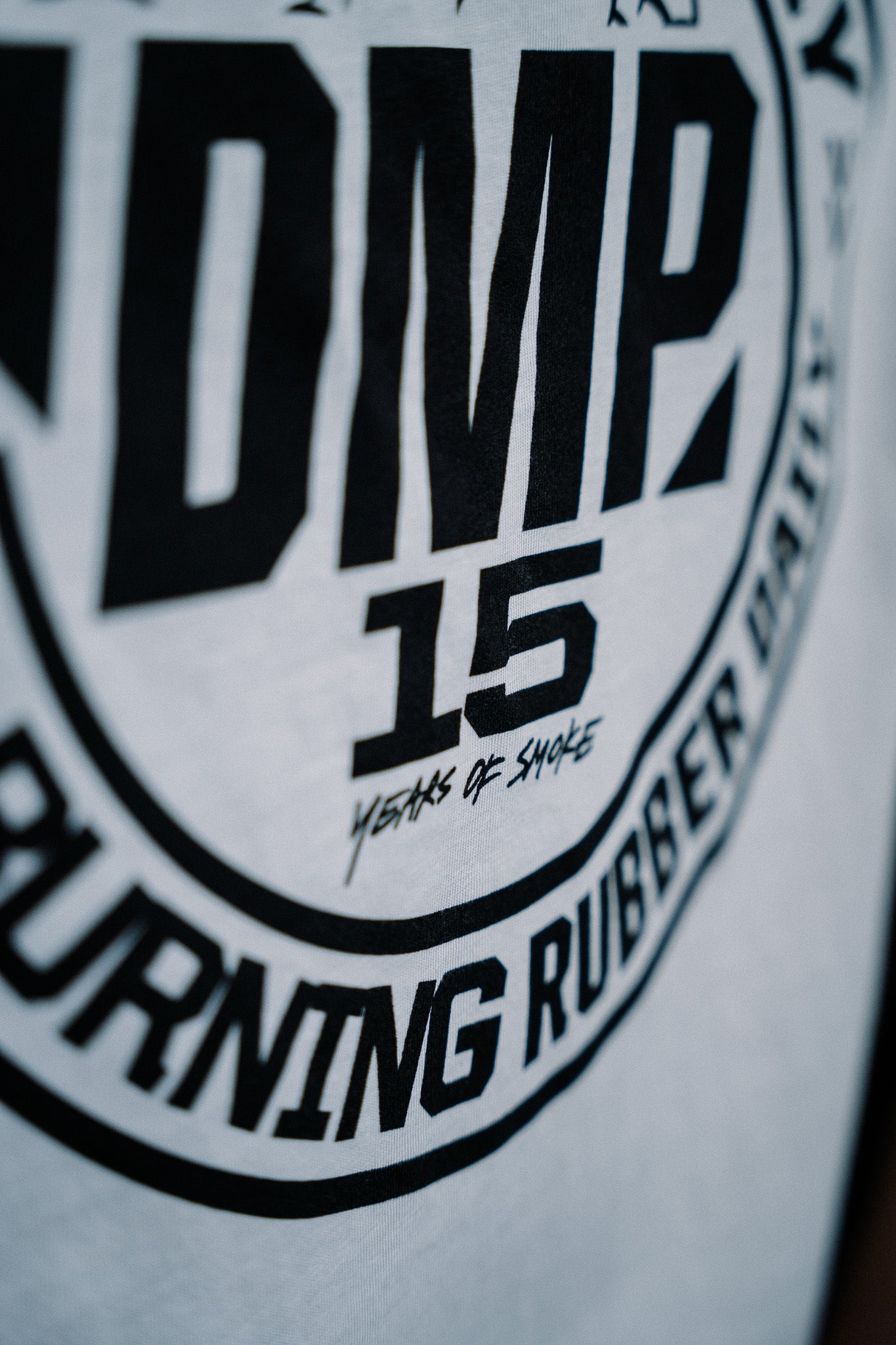 T-SHIRT BIAŁY DMP 2025